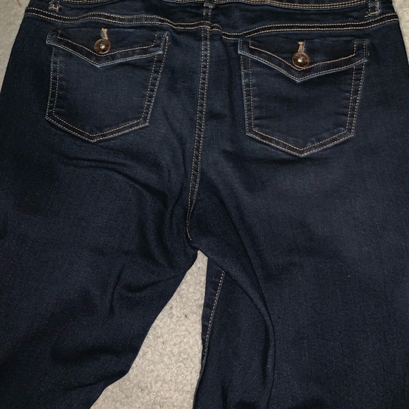 Vera wang jeans - Picture 4 of 4